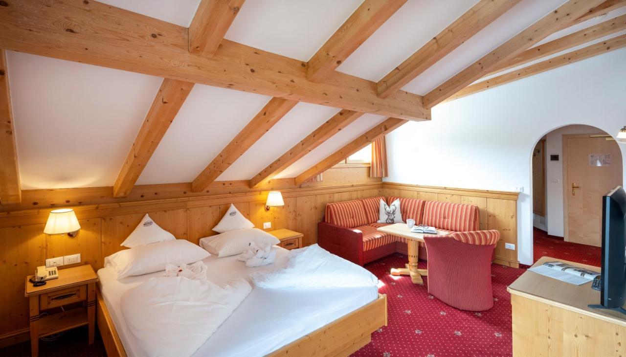 Hotel Bellavista Alpe Di Siusi Ngoại thất bức ảnh